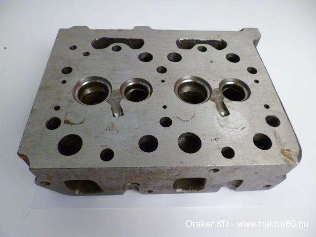 Hengerfej Kubota B, L széria (Z650, Z750, Z751, Z851 motorkód)